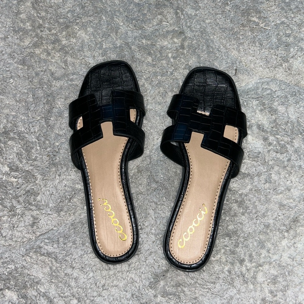 Black ccocci sandals - like new
